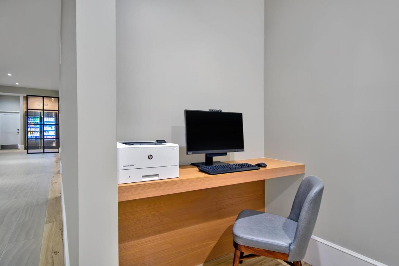 Residence Inn By Marriott Orlando At Flamingo Crossings Town Center Four Corners Екстер'єр фото